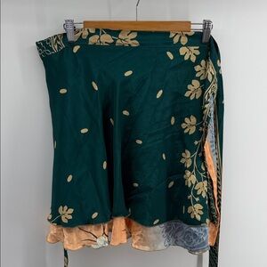 Darn Good Yarn Sari silk boho festival mini wrap skirt sz XL
